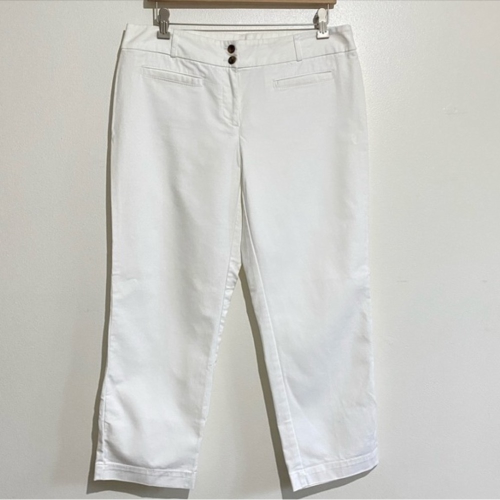 Dalia Collection white pants size 10P